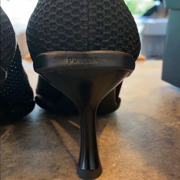 Prada square toed black mesh shoes w/rubber bottom - Picture 4 of 6